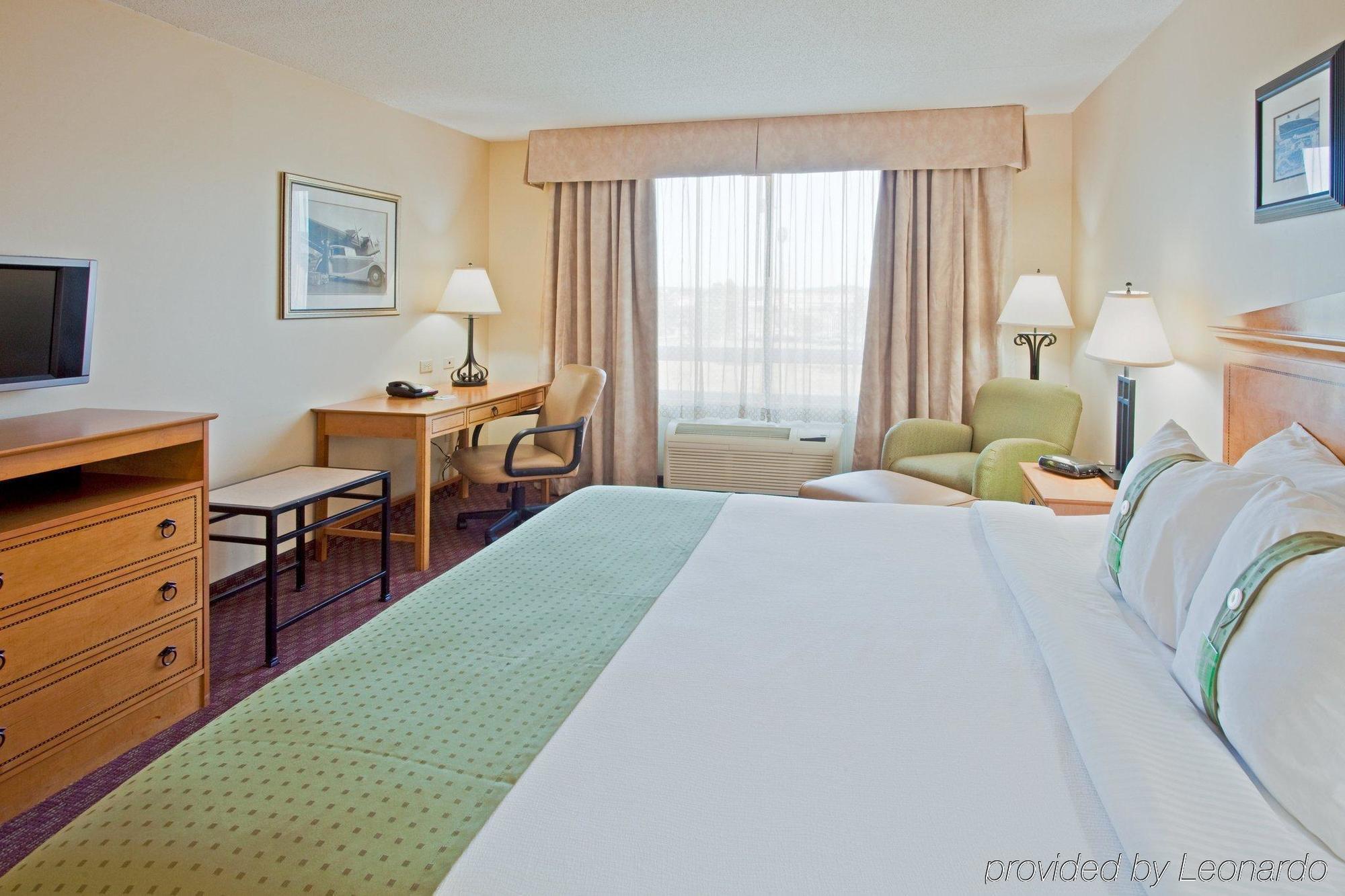 Holiday Inn Santee By Ihg Bilik gambar